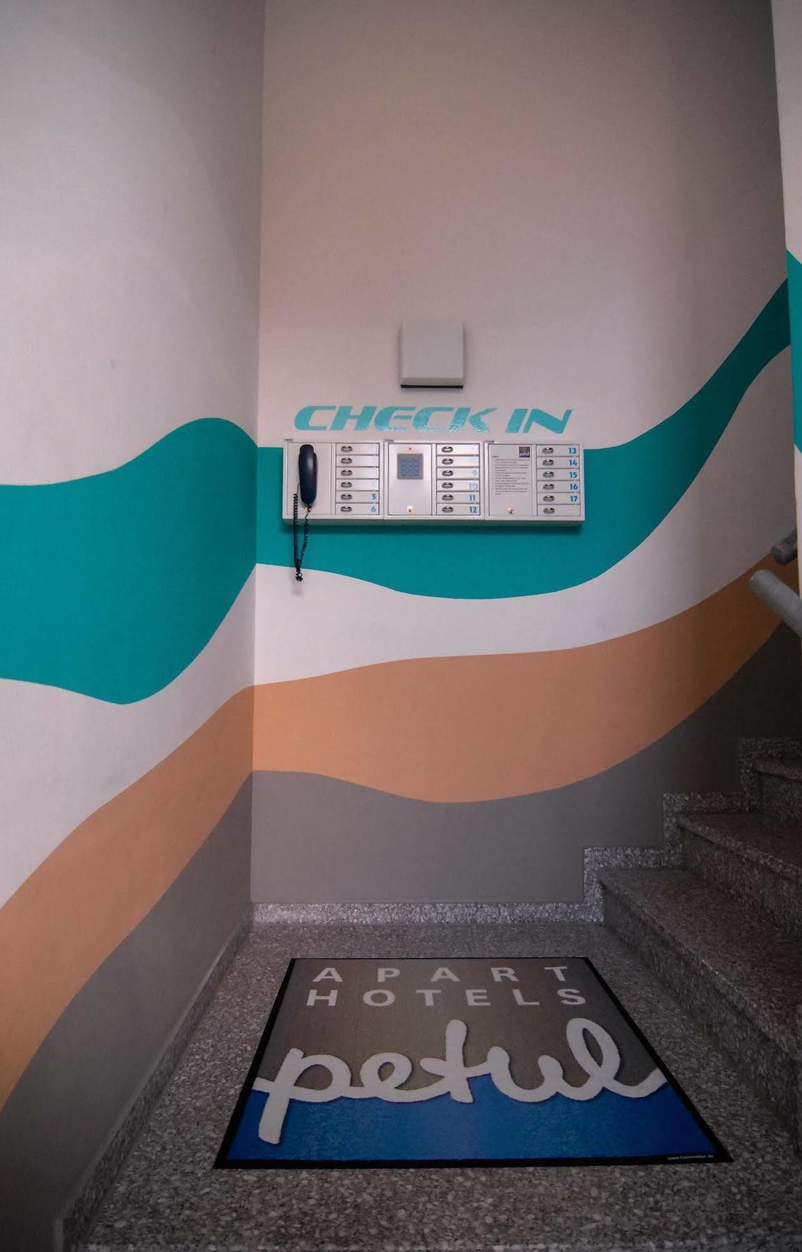 Petul Apart Hotel Am Ruhrbogen Bochum Ngoại thất bức ảnh